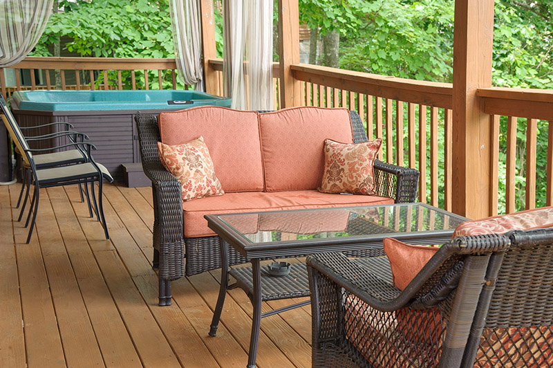 Smoky Mountain Cabin Rental Exterior