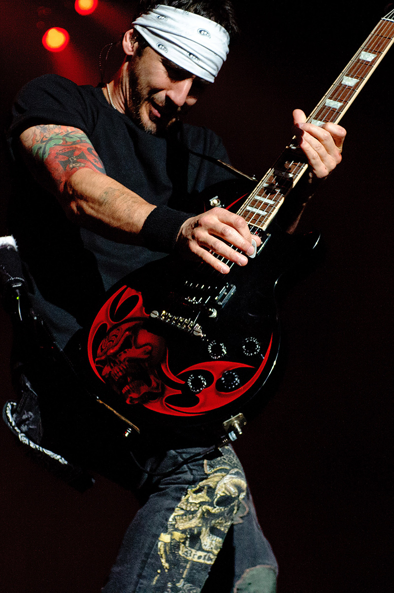 dynamic live music imagery