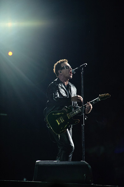 U2